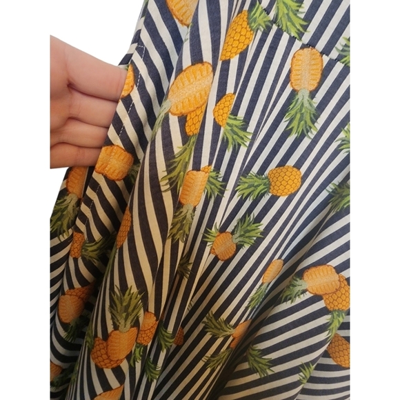 LuLaRoe sleeveless dress with pineapple and stripe pattern. Pockets. Size S - Picture 2 of 4